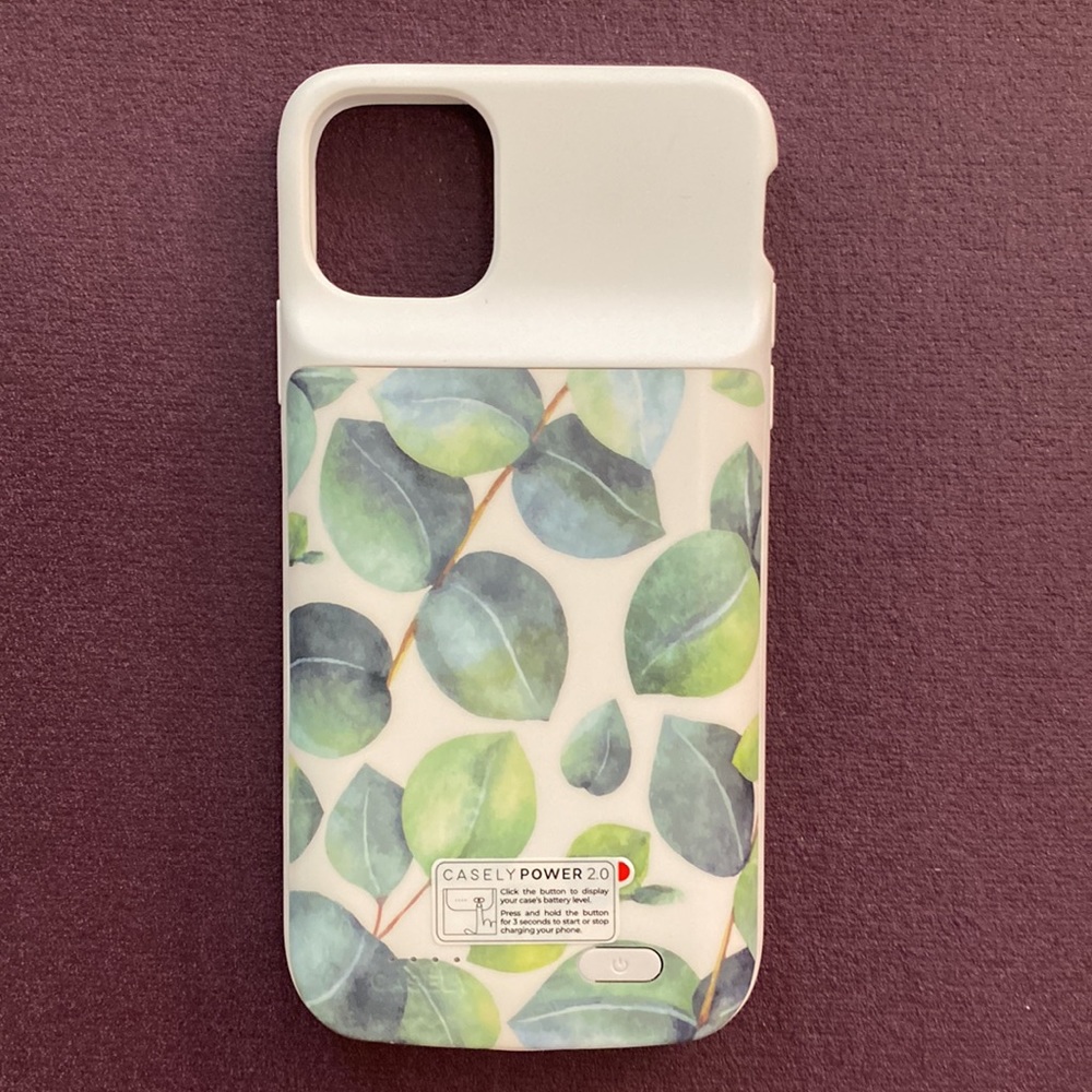 Apple iPhone 11 Pro Max Casely powered 2.0 Battery - powered charging case